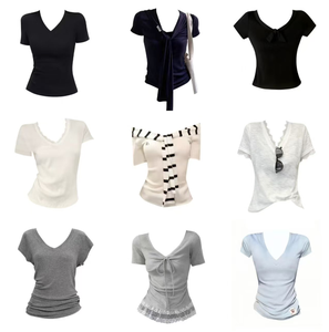 Camiseta Corta Ajustada de Verano de Alta Calidad para Mujer, con Aberturas y Manga Corta, Estilo Bodycon, para Venta al por Mayor - Product Image 1