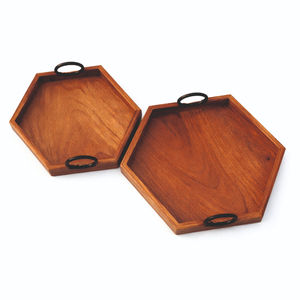 Ensemble Premium de 2 Plateaux de Service Hexagonaux en Rotin avec Poignées en Métal Noir Élégantes, Lavables au Lave-Vaisselle, Multifonctionnels pour la Vaisselle et l'Utilisation sur Bureau - Product Image 2