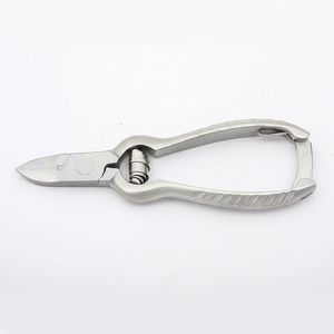 Pince à ongles incarnée à poignée Grove professionnelle en acier inoxydable avec ressort de roulement et serrure arrière échantillon gratuit - Product Image 1