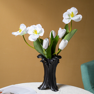 Wholesale Nordic Porcelain Home Decoration Matt <strong>Colour</strong> Tabletop <strong>Vase</strong> Modern Ceramic <strong>Flower</strong> <strong>Vase</strong> for Home Decor - Product Image 3