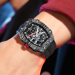 Montre sport pour homme à quartz, grand cadran, boîtier barillet, bracelet en nylon, montre sport à quartz ajourée, vente en gros - Product Image 3