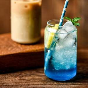 Vaso de Vidrio Transparente de 16 oz para Sublimación, Tipo Frasco Mason con Tapa de Bambú para Impresión por Sublimación - Product Image 4