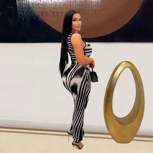 Negro y blanco a rayas gradiente Sexy Slim-Fit Fanny Pack Hip vestido tubo - Product Image 4