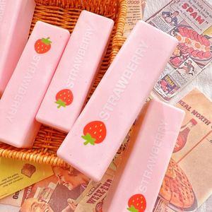 Jouet anti-stress à remontée lente en forme de fraise pour enfants et adultes, Squishy au beurre - Product Image 1