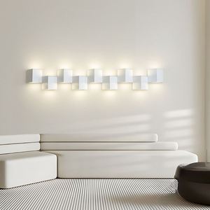 Lámpara de pared blanca y negra minimalista de lujo Instalación empotrada de luz LED de sala de estar simple para hoteles - Product Image 2