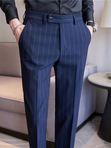 <span class=keywords><strong>Pantaloni</strong></span> Casual Slim fit <span class=keywords><strong>a</strong></span> <span class=keywords><strong>righe</strong></span> da uomo <span class=keywords><strong>pantaloni</strong></span> <span class=keywords><strong>lunghi</strong></span> elastici <span class=keywords><strong>a</strong></span> gamba piccola - Product Image 2