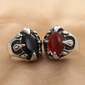 yunnique Men's <b>Titanium</b> Steel <b>Ring</b> Silver Black Stone Claw Setting Spike Geometric Design Gift Jewelry - Product Image 1