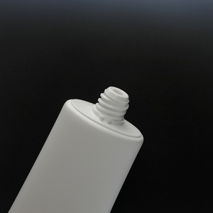 Tubes souples en plastique de 50 ml avec applicateur en silicone, tubes cosmétiques plats vides pour crème solaire, lotion, crème pour le visage et les mains - Product Image 3