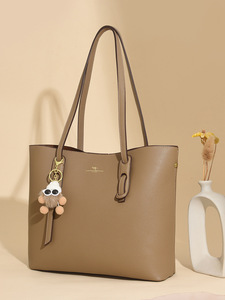 กระเป๋าสะพายข้างดีไซน์ใหม่ทันสมัย คุณภาพสูง หนัง PU กระเป๋าสะพายไหล่ กระเป๋าถือลำลองสุดหรูสำหรับผู้หญิง - Product Image 3