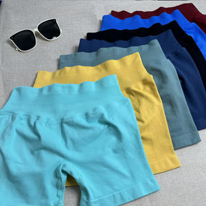 SHINBENE Shorts Deportivos de 4.5" para Mujer de Cintura Alta, Mallas Cortas sin Costuras para Yoga, Ejercicio y Fitness con Efecto Fruncido - Product Image 1