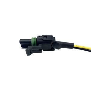 Maßgefertigter Automobil-Y-Splitter-Kabelbaum mit IP67-Versiegelten Steckverbindern für Sensorsysteme - Product Image 3