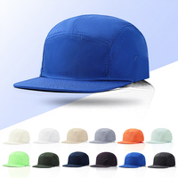 Gorra de running lisa con logo personalizado, sin estructura, tipo camper, de poliéster impermeable, de 7 paneles.