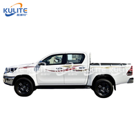 2025 autocollant de carrosserie de voiture prix de gros et autocollant en vinyle d'usine d'origine pour autocollant-toyota-hilux 4x4 4d