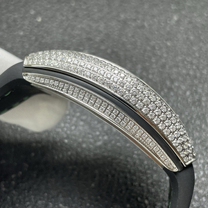 Montre mécanique automatique unisexe de luxe sertie de moissanite, forme tonneau, verre saphir, bracelet en cuir vert V45, haute qualité - Product Image 6