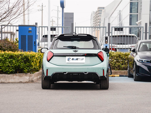 Hatchback <span class=keywords><strong>MINI</strong></span> 2025 2.0T <span class=keywords><strong>COOPER</strong></span> S à 3 portes et 4 places, véhicule de course avec moteur 2.0T 204 ch L4 pour les trajets quotidiens - Product Image 6