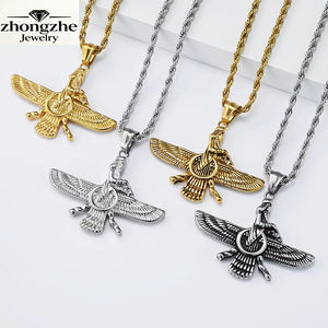 Kalung Perhiasan Vintage Persia dari Baja Anti Karat 316L dengan Liontin Faravahar Emas 18K PVD - Kalung Pelindung Zoroastrian - Product Image 2