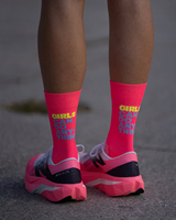 Chaussettes de course en nylon personnalisées pour hommes et femmes, haute performance, pour le cyclisme, techniques de tricot, avec logo sur le bord, pour la saison automne - Vente chaude