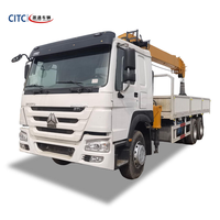 Camion-grue HOWO 6X4 371HP 16T à flèche hydraulique LHD, directement d'usine, pour levage de charges de construction au Cameroun