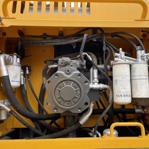 Entretien facile, d'occasion, d'origine, EC480 220, godet de 1,7 m, puissance de 110 kW, poids de la machine de 22 000 kg, pour hydraulique, 2001-4000 heures d'utilisation - Product Image 4