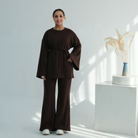 Ensemble coordonné Abaya modeste pour femmes musulmanes 2026 – Haut et pantalon en tissu mélangé polyester respirant et doux – Idéal pour les mariages