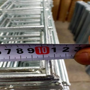 Malla de Alambre Soldada Galvanizada en Rollo - Product Image 1