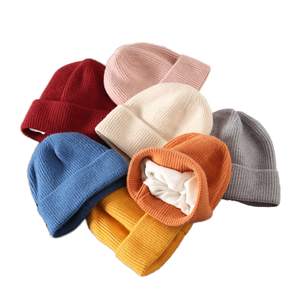 Gorro de punto de lana cálido de invierno para mujer con logotipo bordado, gorros acrílicos gruesos para viajes al aire libre, gorros con estampado Digital - Product Image 1
