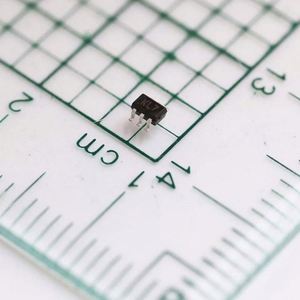new&original BAT54CDW KL7 SC-88 SOT-363 Diodes Schottky Diodes 300mA 1V 30V - Product Image 1