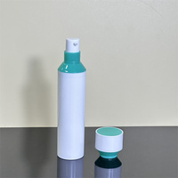 Flacon de lotion carré avec pompe à vaporisation fine sans air en PP torsadé de 15 ml/30 ml/50 ml, avec impression d'écran et couleur personnalisée