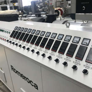 Machine d'extrusion d'intérieur Romeroca Vinyle Bois Cliquez LVT Vinyle Revêtement de sol Ligne de <span class=keywords><strong>production</strong></span> - Product Image 2