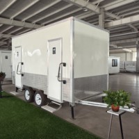 Toilettes de camping extérieures de 4 m, structure en acier mobile, remorque de toilettes, fabriquées en panneaux sandwich durables