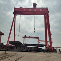 Grue portique de chantier naval de 100 tonnes pour la manutention de tôles d'acier et de sections de navires
