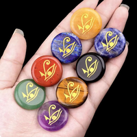 Pierre de méditation de poche sculptée Reiki, ronde de 25 mm, avec mots inspirants gravés et motifs œil turc, vente en gros