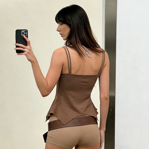 Camisola de encaje marrón para mujer, sexy, estilo retro, con tirantes finos, bajo irregular y detalle de lazo, ideal para el verano y salidas nocturnas. - Product Image 5