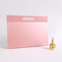 Caja Magnética Plegable Triangular, Cajas de Cartón Rígido con Asa, Papel de 2 mm de Grosor, Embalaje Personalizado con Logotipo Propio para Envío Portátil