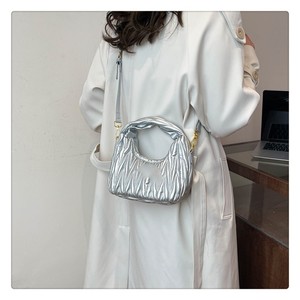 Túi xách đeo chéo sang trọng kiểu <span class=keywords><strong>d</strong></span>áng cổ điển Bohemian <span class=keywords><strong>d</strong></span>ành cho nữ năm 2025, túi đeo vai nhỏ gọn tiện <span class=keywords><strong>d</strong></span>ụng cho mù<span class=keywords><strong>a</strong></span> đông - Product Image 3