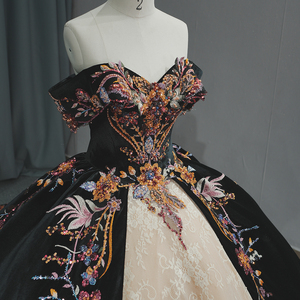 Robe de bal haut de gamme Flower Fairy en dentelle noire avec appliques, sans manches, dos nu, traîne cathédrale scintillante, pour bal de promo et occasions formelles 6693 - Product Image 3