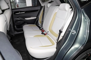<span class=keywords><strong>2023</strong></span> pour <span class=keywords><strong>Kia</strong></span> <span class=keywords><strong>Seltos</strong></span> 1.5L CVT <span class=keywords><strong>Premium</strong></span> Edition SUV LHD d'occasion de haute qualité avec sièges en cuir intérieur foncé FWD R17 pneus essence - Product Image 6