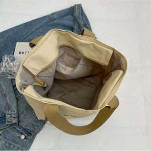 Sac fourre-tout personnalisé avec impression de logo et poche et fermeture éclair auto-conçues, sac de shopping - Product Image 2