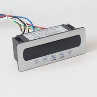 El controlador de pantalla digital sensible al tacto ATC-04 gestiona 5 funciones: refrigeración, iluminación, ventilación, descongelación y desempañado.