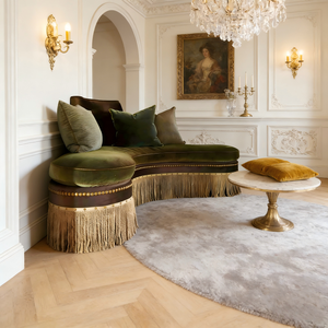 Divano Curvo di Lusso Italiano a Mezzaluna, con Schienale Alto e Nappe in Velluto, per Soggiorno di Villa e Arredamento Decorativo per Residenze di Lusso - Product Image 2