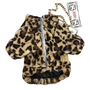 Groothandel Luxe Op Maat Gemaakt Logo Winter Fluweel Huisdierkleding Hondenjas Warme Zwart-Witte Hondenkleding - Product Image 5