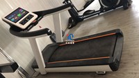 Tapis roulant électrique YG FITNESS YG-T008 pour salle de sport, tapis roulant professionnel inclinable, machine de course à pied