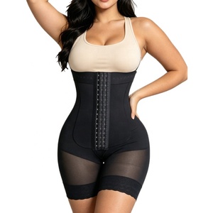 Shorty gainant sculptant intégral grande taille à maintien moyen, avec bretelles réglables, effet rehausseur <span class=keywords><strong>de</strong></span> fesses <span class=keywords><strong>et</strong></span> broderie - Product Image 4
