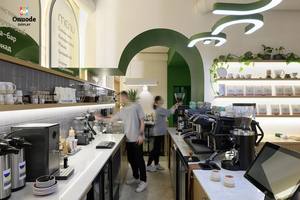Diseño Interior Moderno para Cafetería |   Mostradores y Unidades de Exhibición Personalizadas |   Soluciones Integrales de Equipamiento para Cafeterías - Product Image 3