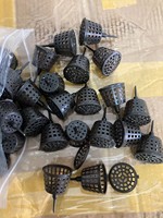 Panier à engrais en plastique robuste et durable pour la fertilisation des plantes