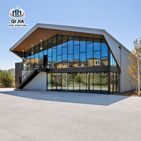 Structure en acier préfabriquée sur mesure pour gymnase, salle de tennis, terrain de basketball, stade, bâtiments sportifs intérieurs
