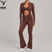 Ensembles de vêtements de sport pour femmes très demandés : vestes à manches longues, ensembles 3 pièces, logo personnalisé pour la gym, le yoga, la course à pied et l'entraînement