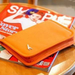 Porta Pasaportes de Tela Oxford Naranja de 7 Pulgadas, Color Sólido, Diseño de Avión, Organizador de Documentos de Viaje, Cartera para Tarjetas y Monedas - Product Image 3
