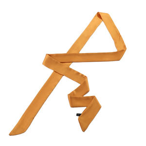 Foulard d'hôtesse de l'air en sergé de soie 100% en gros avec motif géométrique pour la promotion d'uniforme de compagnie aérienne - Product Image 6