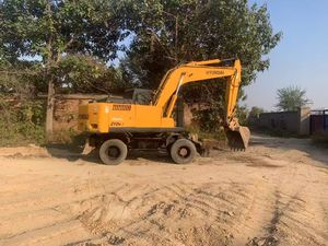 2015 Made Secondhand Hyundai R210W-7 21ton Medium Used Wheel Excavator - Product Image 2